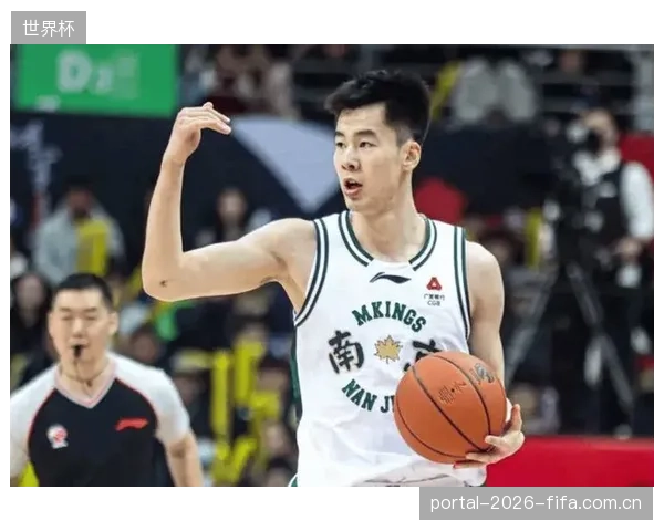 郭昊文在处理球的稳定性上仍需提升，高失误率影响其整体效率。